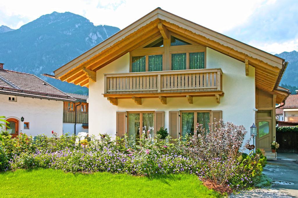 Bergblick Apartment Garmisch-Partenkirchen Exterior photo